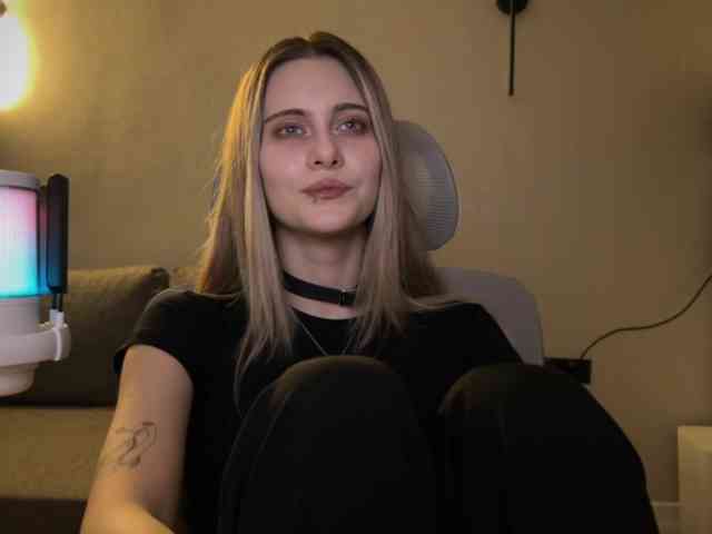 -HeyRina- webcam