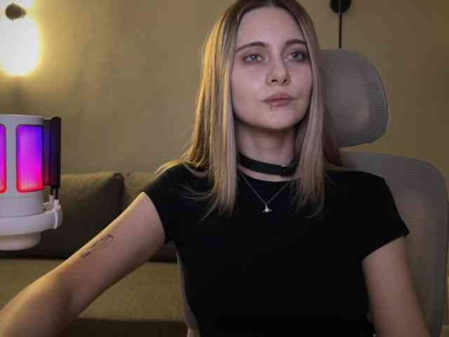 -HeyRina- webcam