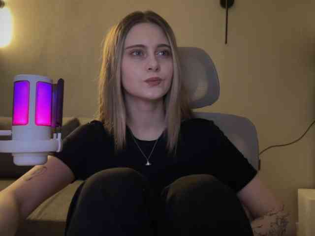web cam porn HeyRina