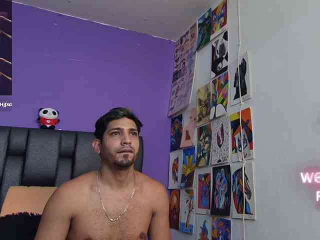 Yerkdroms Live Webcam on BongaCams