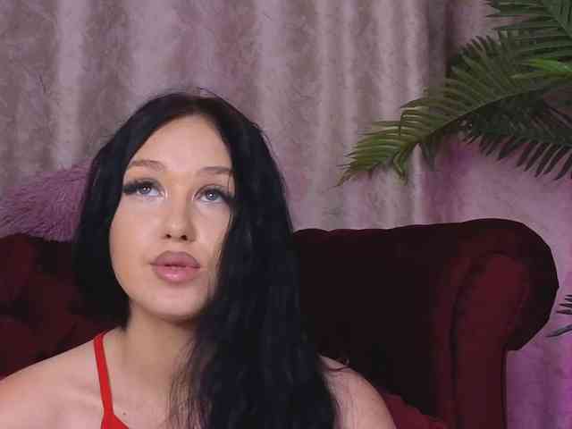 MeganMoroe webcam