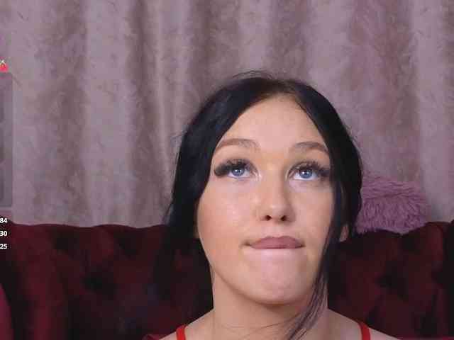 MeganMoroe webcam