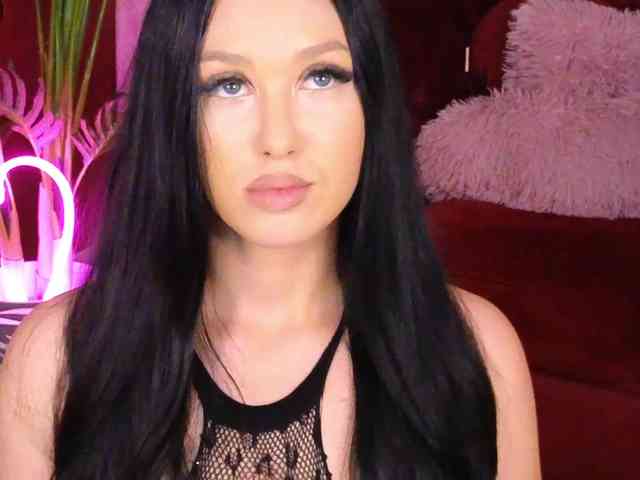 MeganMoroe webcam