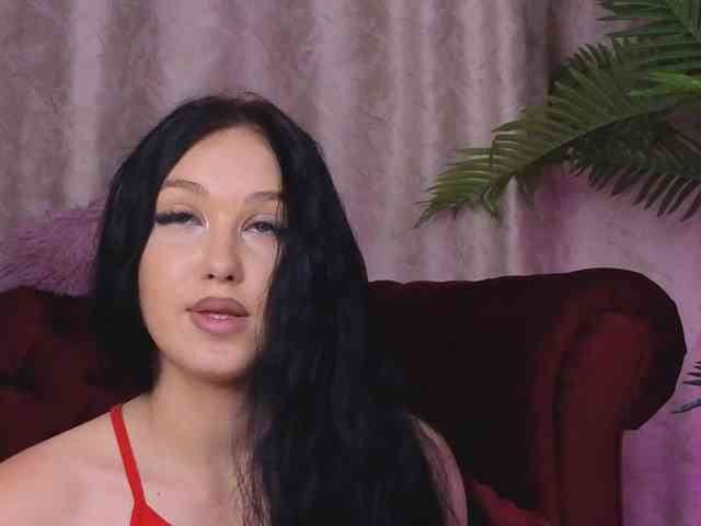 MeganMoroe webcam