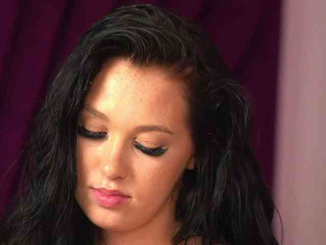 MeganMoroe webcam