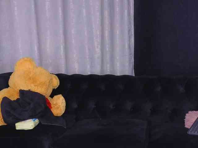 LexaNoir webcam