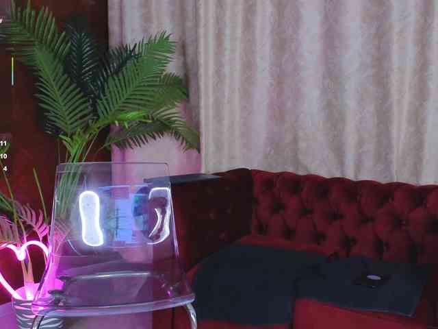 LexaNoir webcam