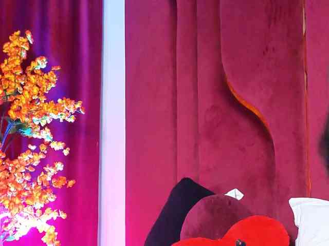 LexaNoir webcam