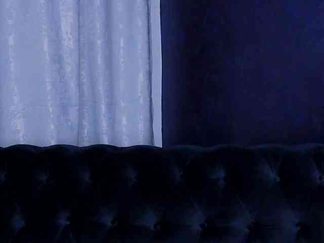 LexaNoir webcam