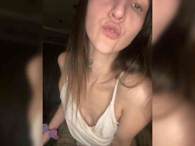 AnoliVince777 webcam