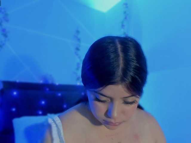 alexa-espinoza's BongaCams show and profile