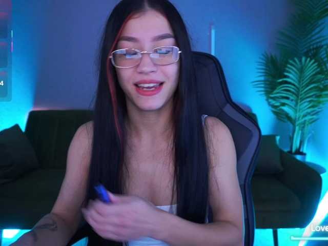 FataleNellie's BongaCams show and profile