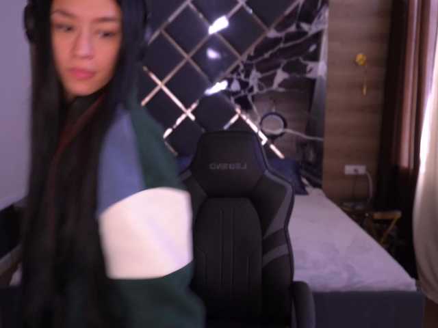 Offline FataleNellie on BongaCams