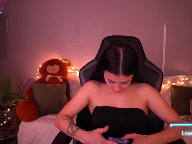 FataleNellie's BongaCams show and profile