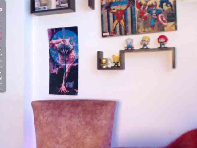 DaniiRed webcam