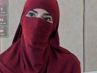 zahiira Porn Show