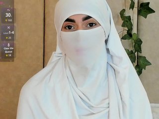 zahiira Porn Show