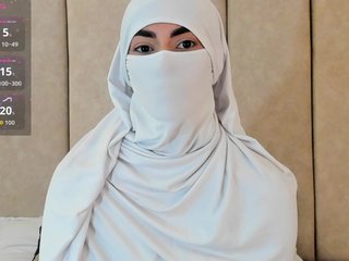 zahiira Porn Show