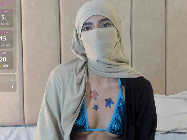 live amateur webcam Zahiira