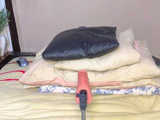 Innnie's BongaCams show and profile