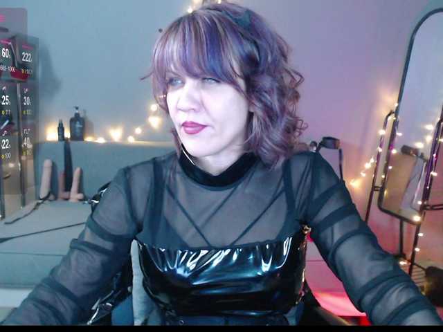 Goddess-Orsa's BongaCams show and profile