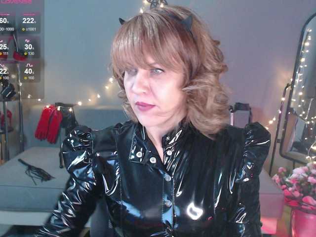 Goddess-Orsa's BongaCams show and profile