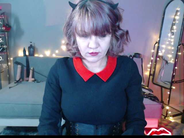 Goddess-Orsa's BongaCams show and profile