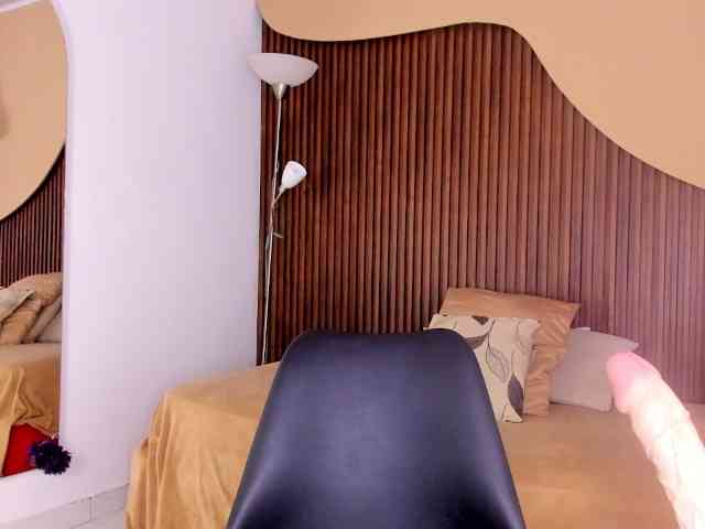Nicolle-mariee webcam