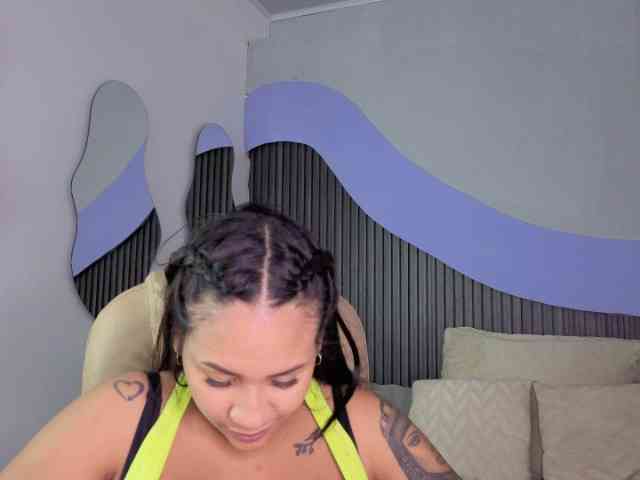 Nicolle-mariee webcam