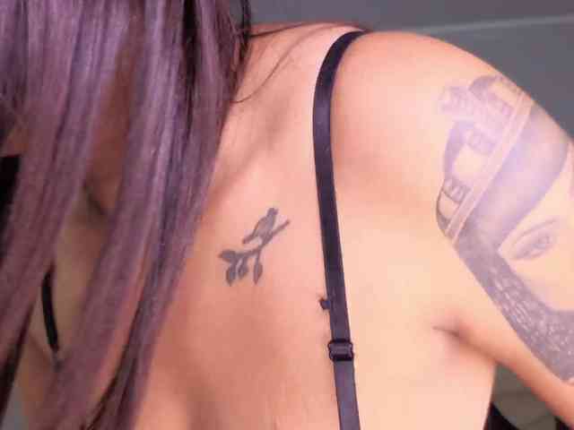 Nicolle-mariee webcam