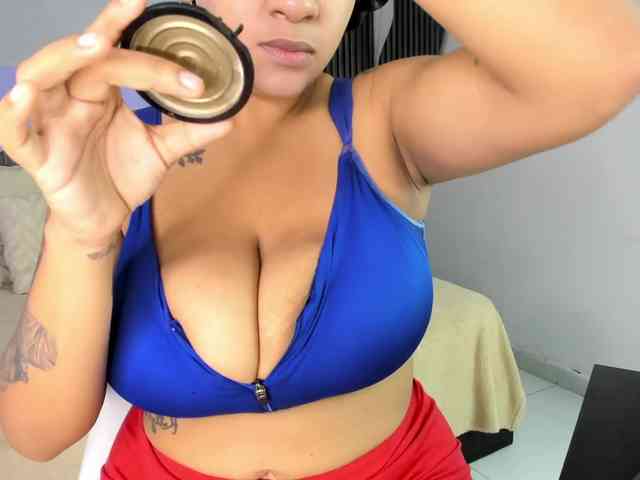 Nicolle-mariee webcam