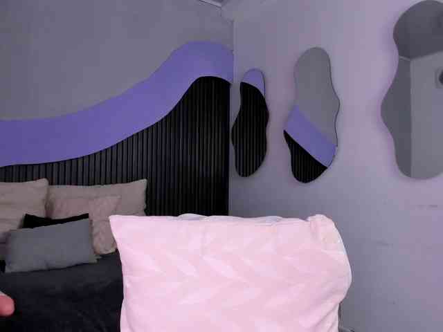 Nicolle-mariee webcam