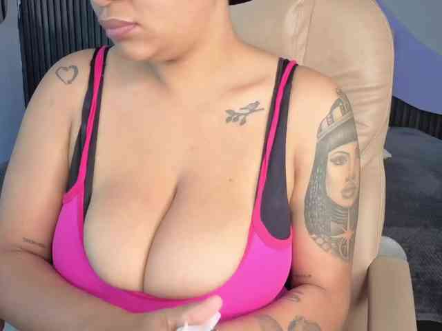 Nicolle-mariee webcam