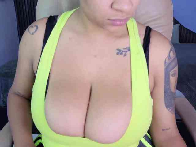 Nicolle-mariee webcam