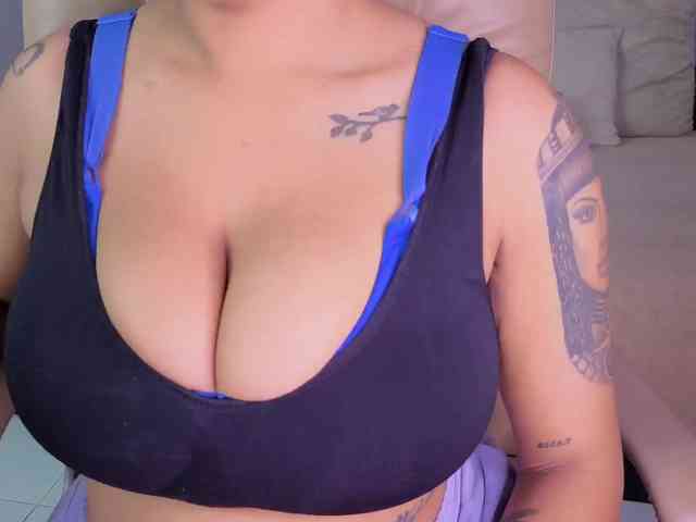 Nicolle-mariee webcam