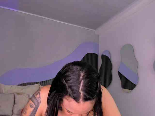 Nicolle-mariee webcam