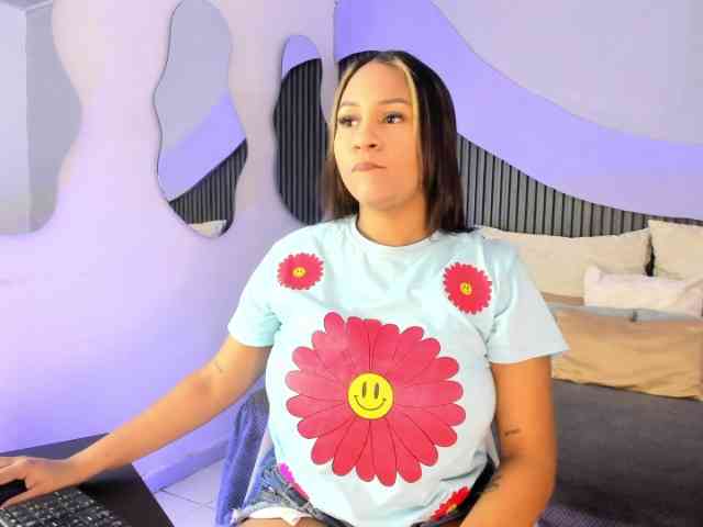 Nicolle-mariee webcam