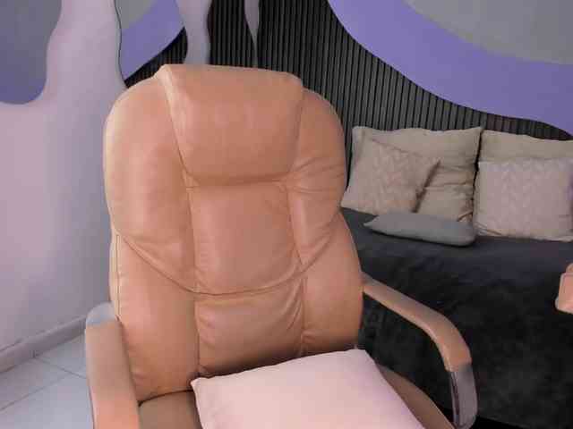 Nicolle-mariee webcam