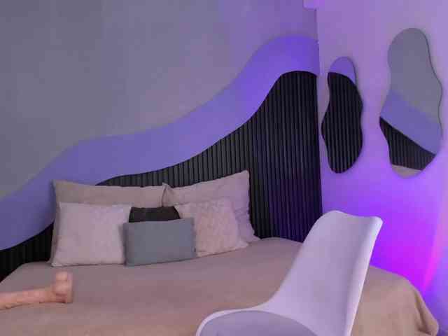 Nicolle-mariee webcam