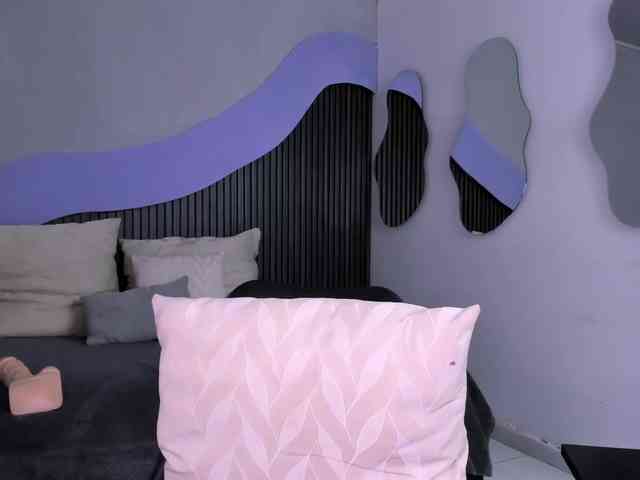 Nicolle-mariee webcam