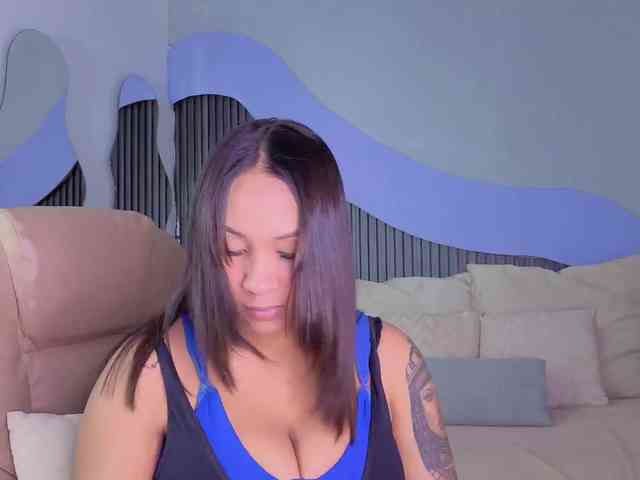 Nicolle-mariee webcam