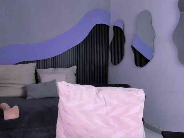 Nicolle-mariee webcam