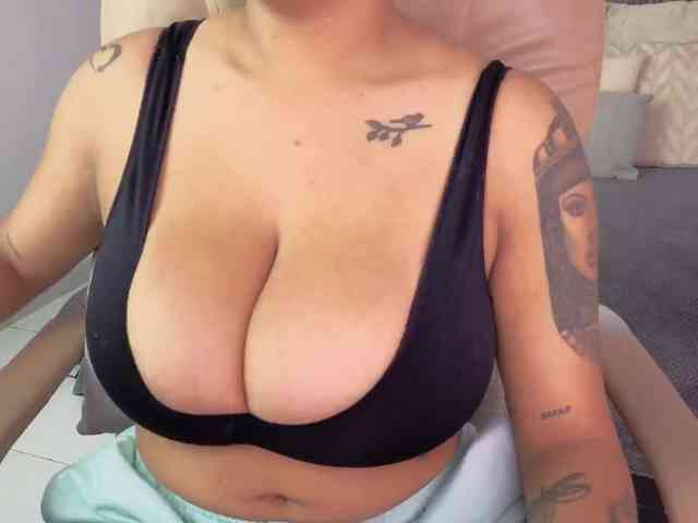 Nicolle-mariee webcam