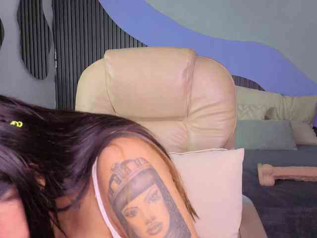 Nicolle-mariee webcam