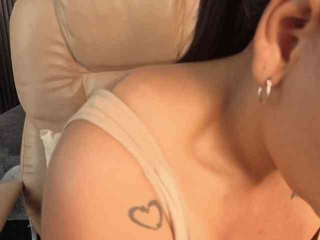 Nicolle-mariee webcam