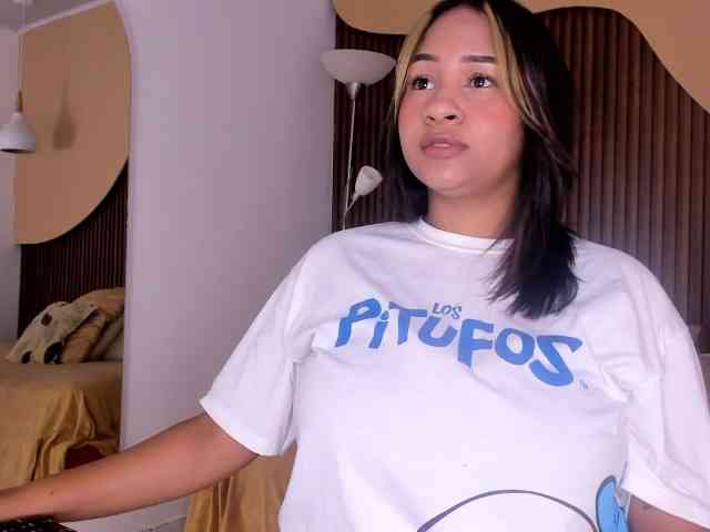 Nicolle-mariee webcam