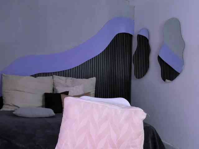 Nicolle-mariee webcam