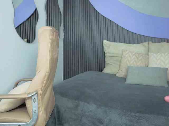 Nicolle-mariee webcam