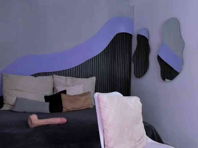 Nicolle-mariee webcam