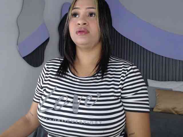 Nicolle-mariee webcam